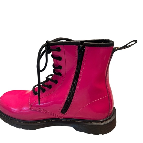 Hot Pink Doc Dr. Martens Patent Leather Delaney 8 Eye Boots Womens US 7 - Picture 3 of 10